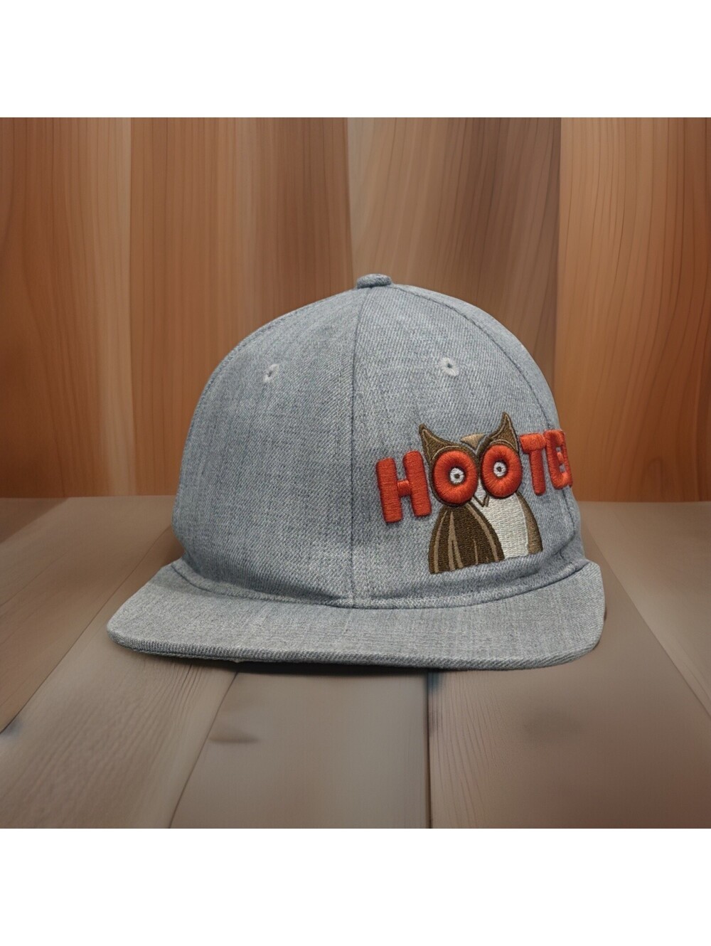 Hooters Girls Famous Chicken Wings Beer Oysters Sports Bar Gray Baseball Cap